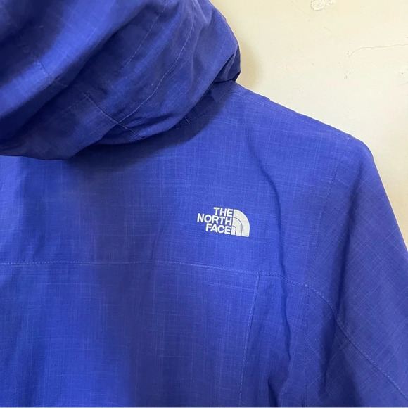 EUC The North Face Hyvent Marine Blue Women's Raincoat Size Small - Picture 4 of 9
